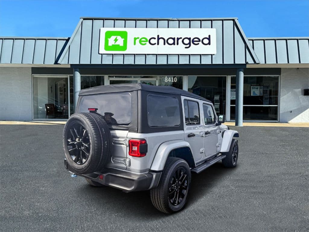 2022 Jeep Wrangler view 6