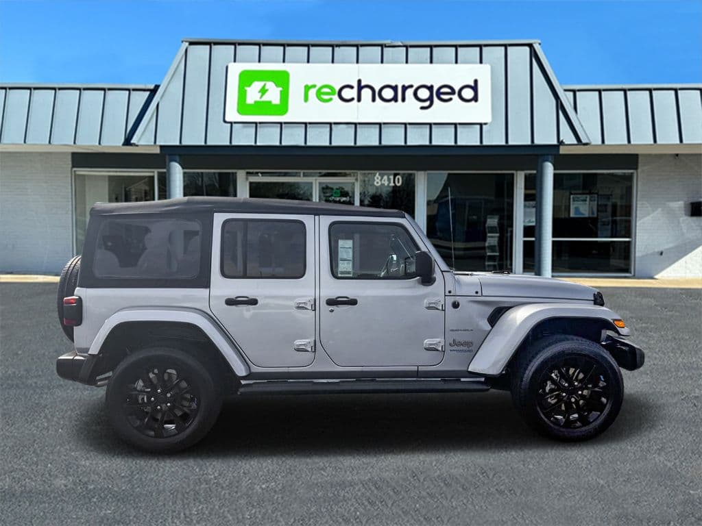 2022 Jeep Wrangler view 7