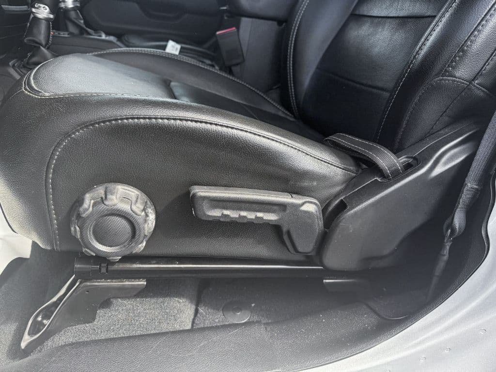 2022 Jeep Wrangler view 10