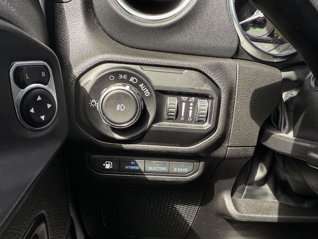 2022 Jeep Wrangler view 15