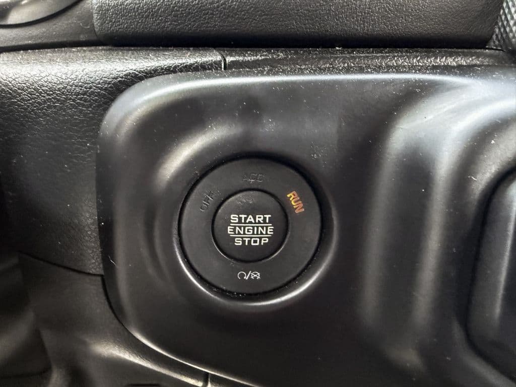 2022 Jeep Wrangler view 16