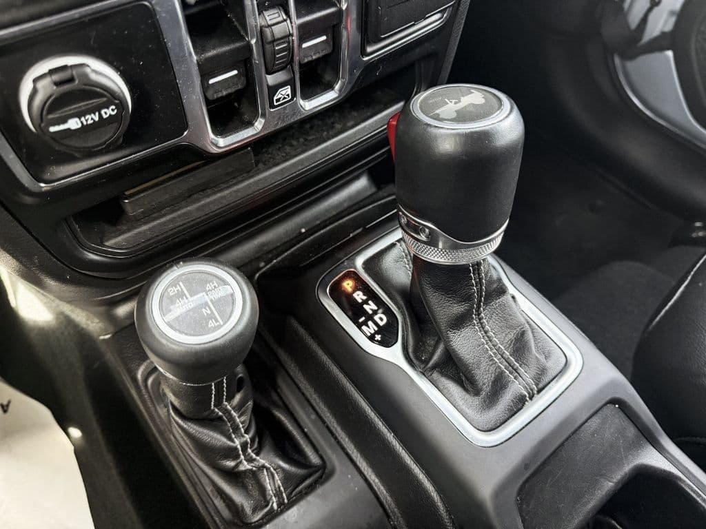 2022 Jeep Wrangler view 20
