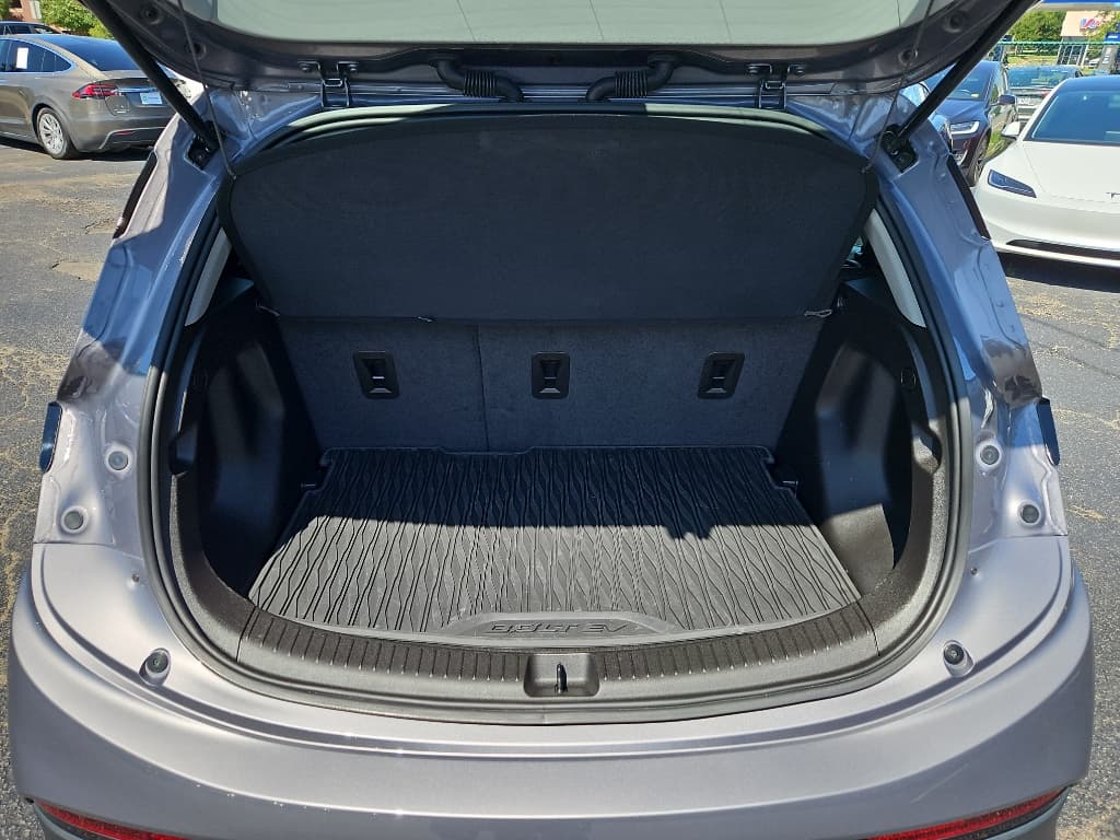 2023 Chevrolet Bolt EV view 23