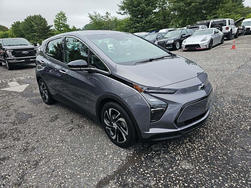 2023 Chevrolet Bolt EV view 5