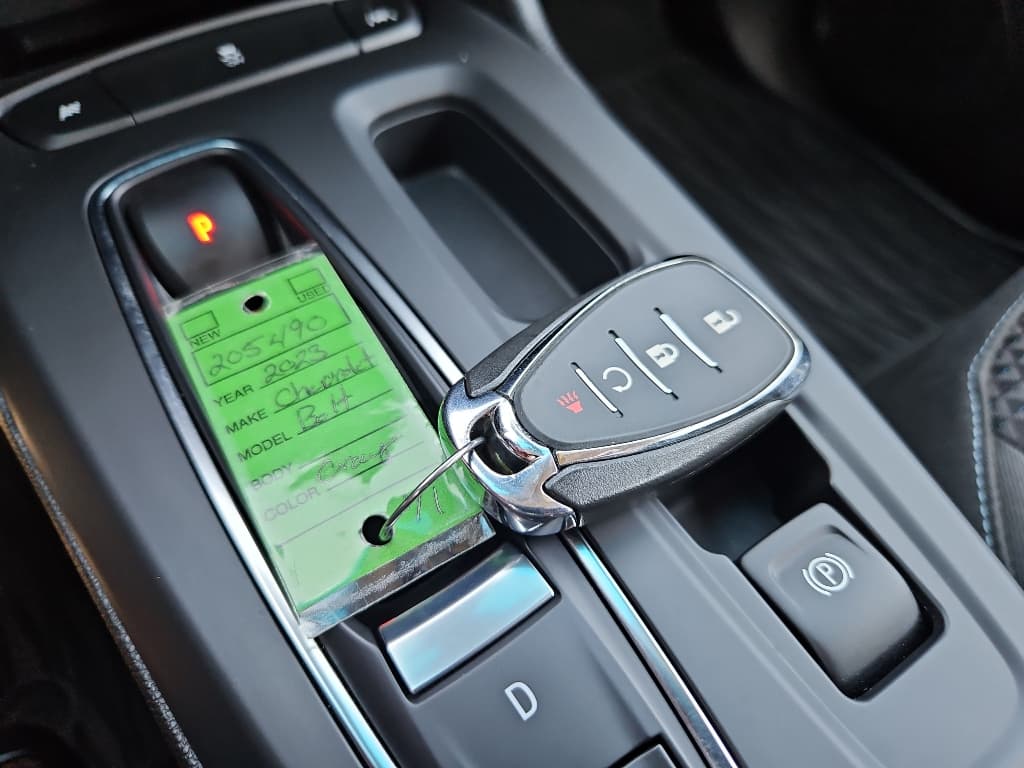 2023 Chevrolet Bolt EV view 21
