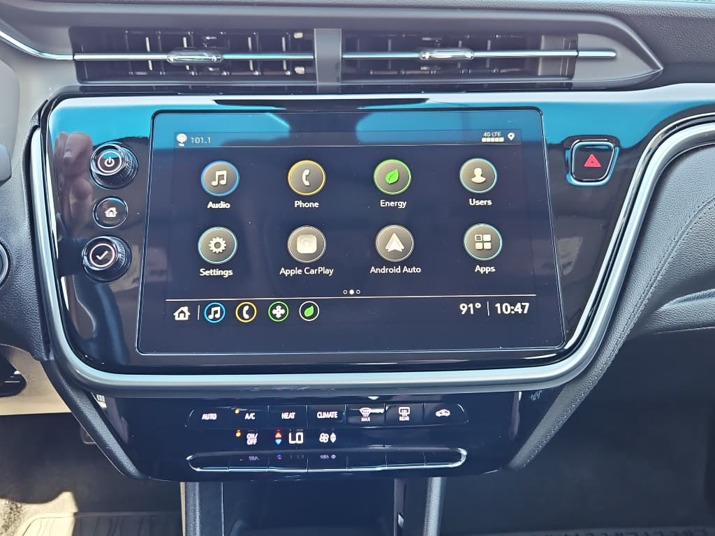 2023 Chevrolet Bolt EV view 13