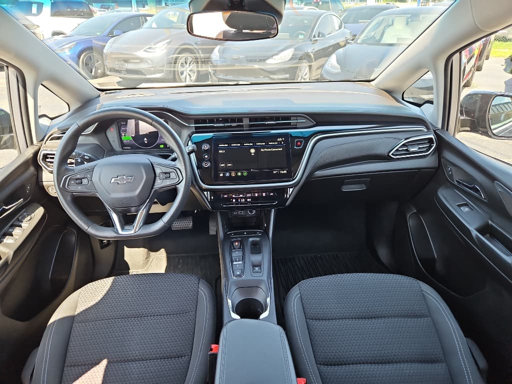 2023 Chevrolet Bolt EV view 16