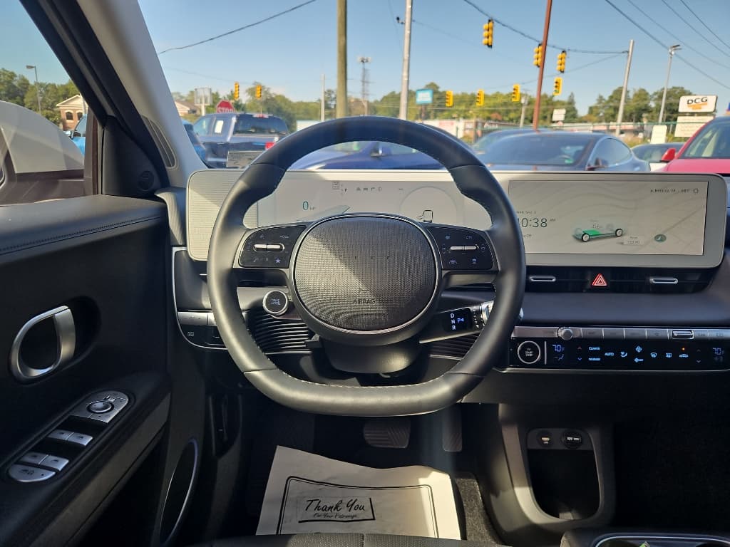 2023 Hyundai IONIQ 5 view 8