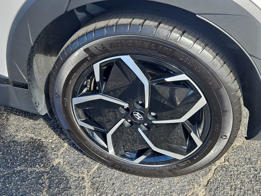 2023 Hyundai IONIQ 5 view 31