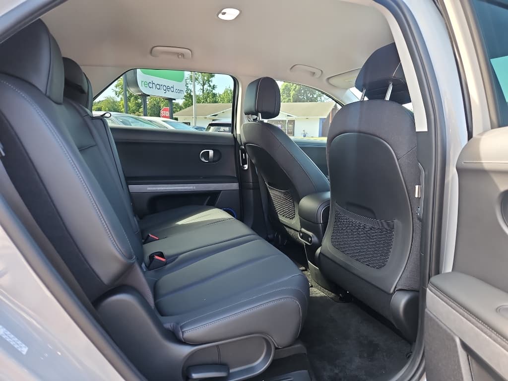 2023 Hyundai IONIQ 5 view 24