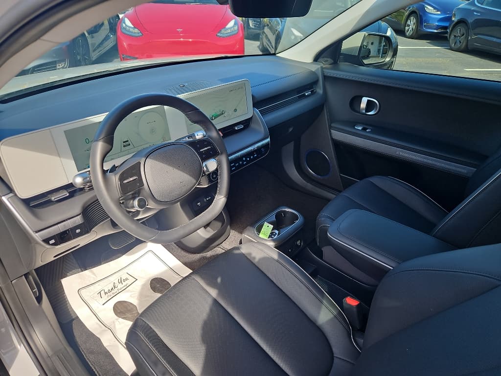 2023 Hyundai IONIQ 5 view 19