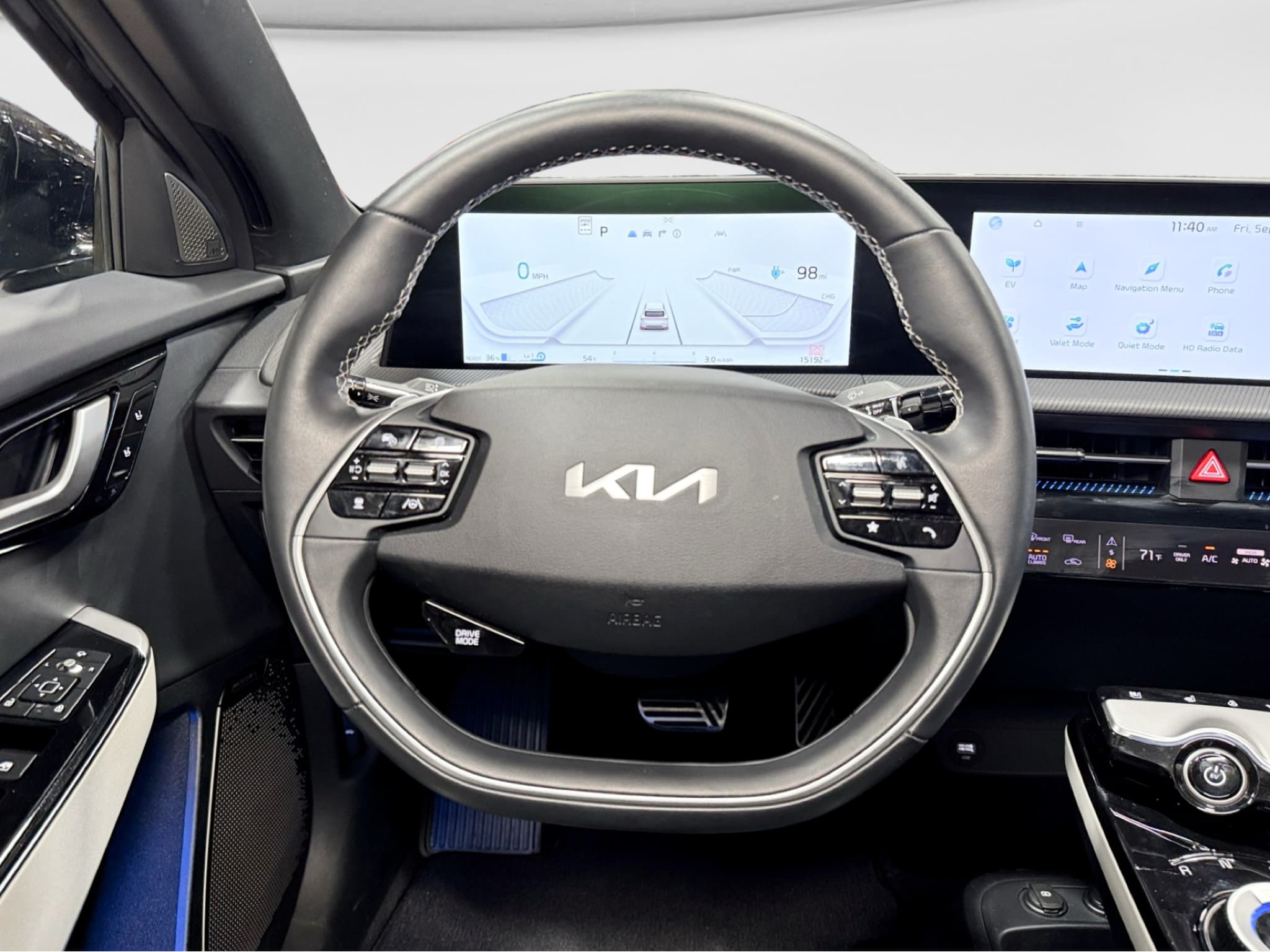 2024 Kia EV6 view 8