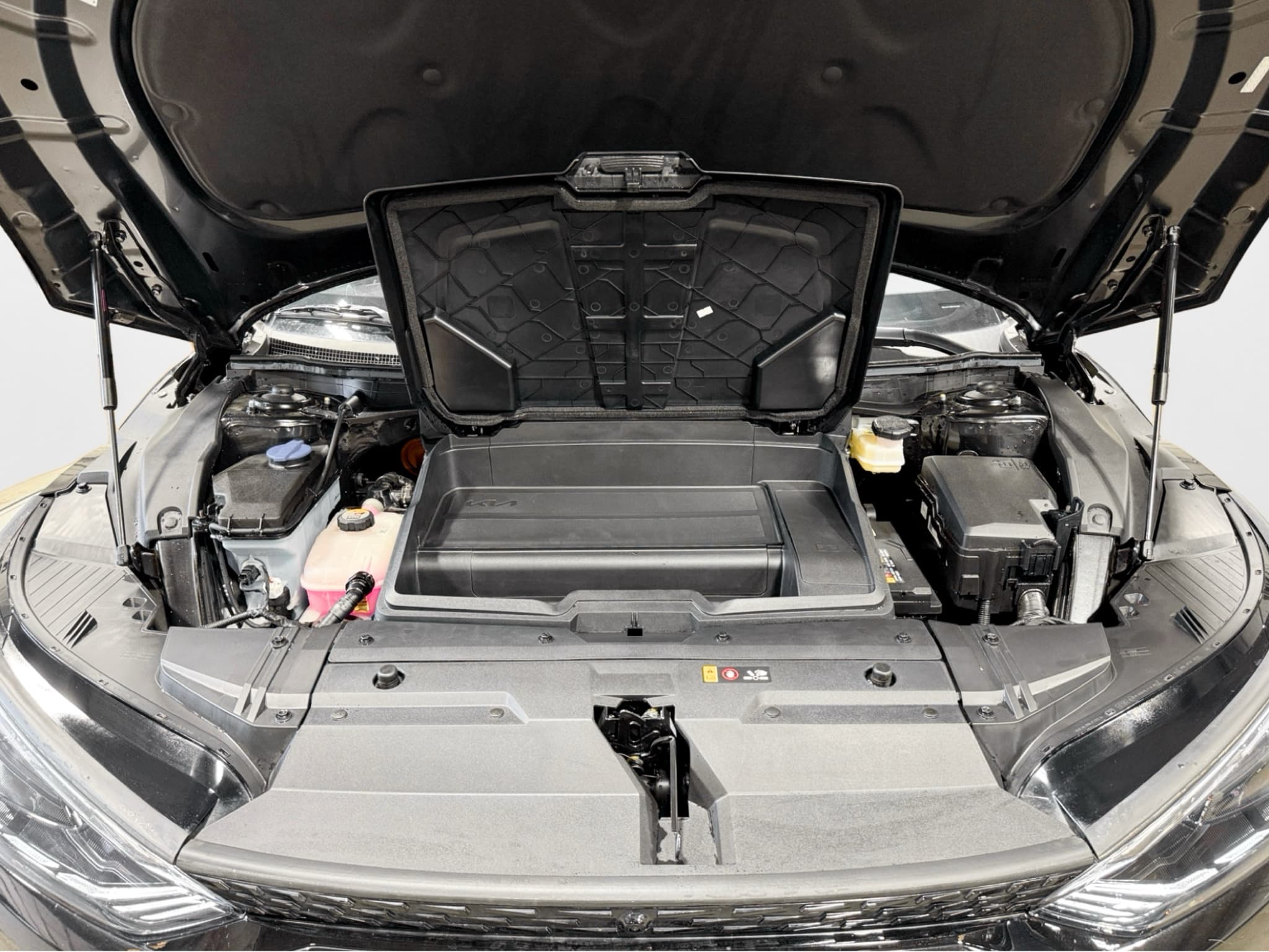 2024 Kia EV6 view 24