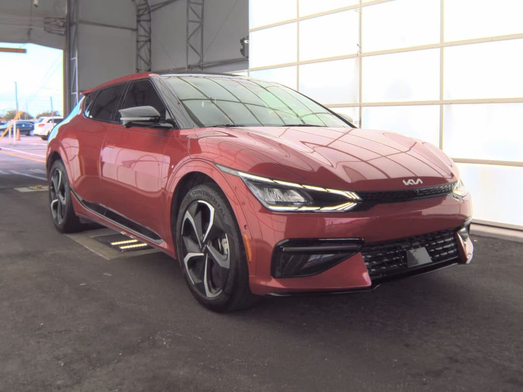 2024 Kia EV6 view 3