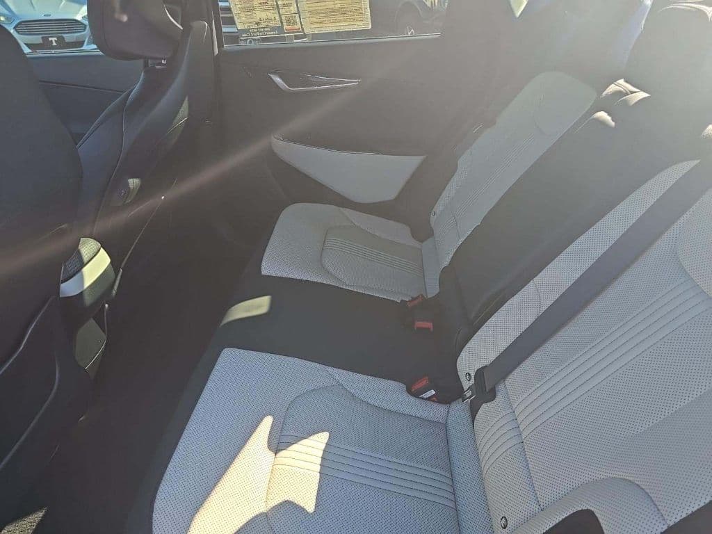 2024 Kia EV6 view 5