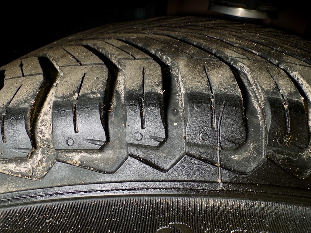 2019 Tesla Model X view 33