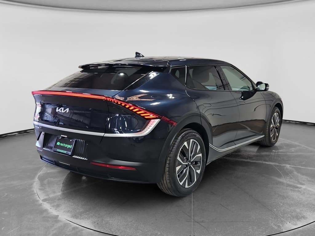 2024 Kia EV6 view 3