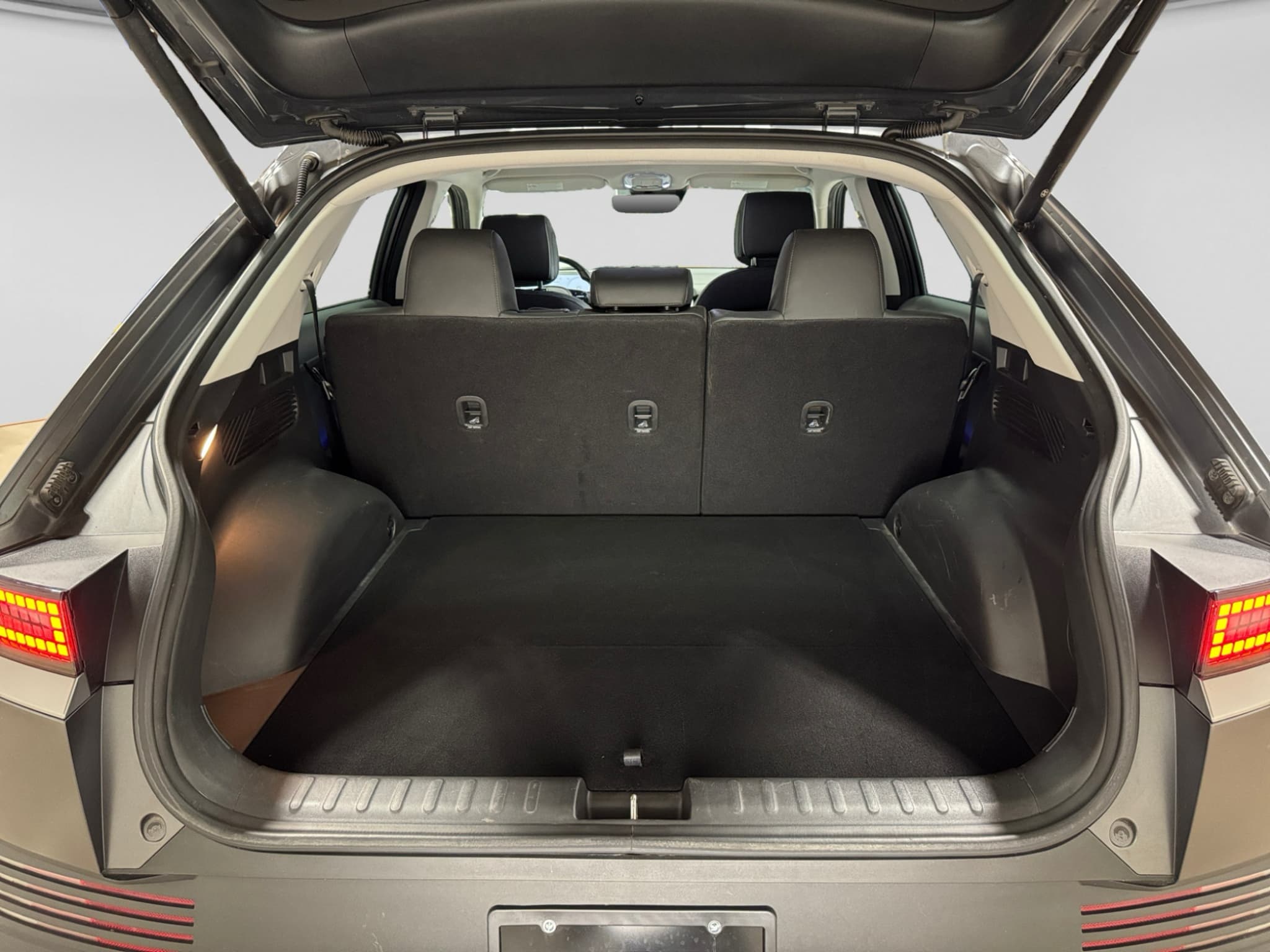 2023 Hyundai IONIQ 5 view 29