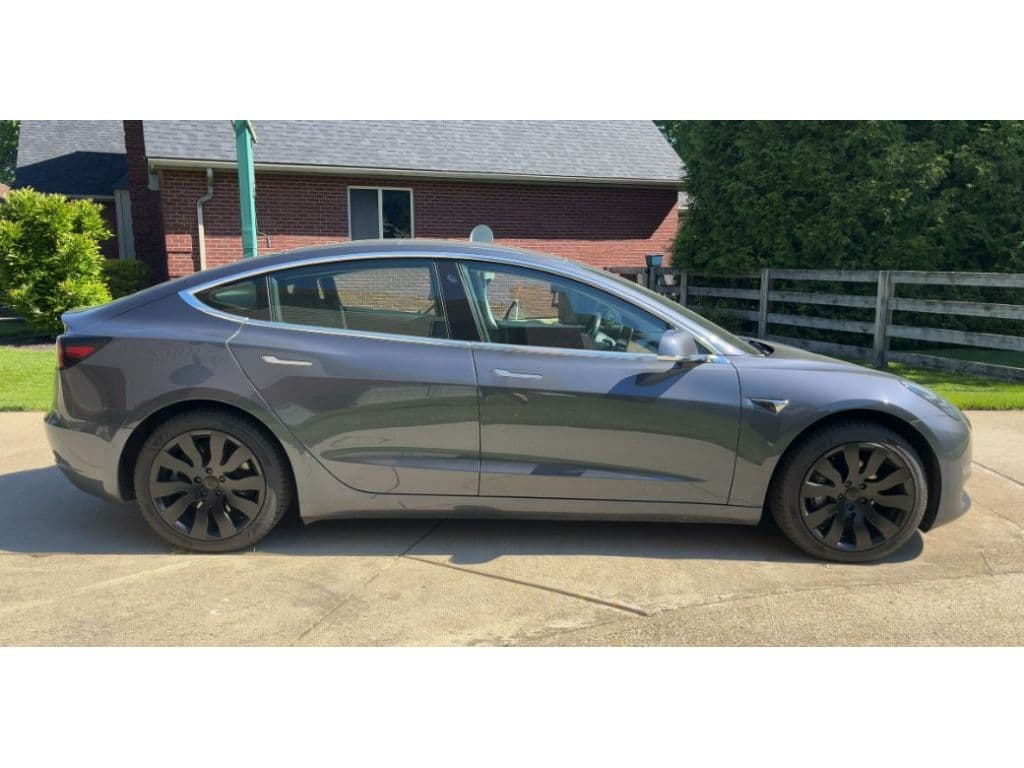 2019 Tesla Model 3 view 2