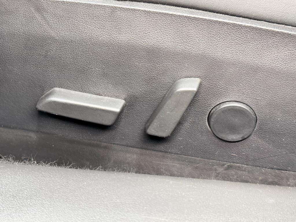 2019 Tesla Model 3 view 7