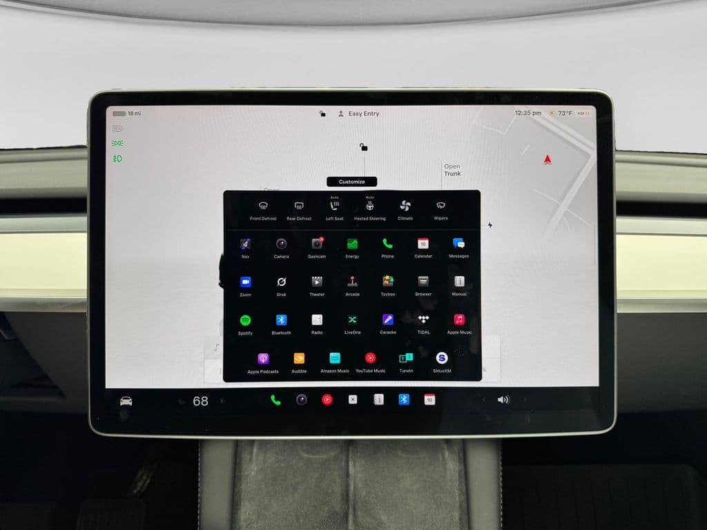 2023 Tesla Model Y view 14