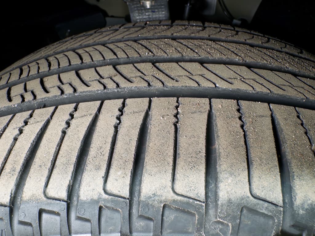 2023 Tesla Model Y view 30