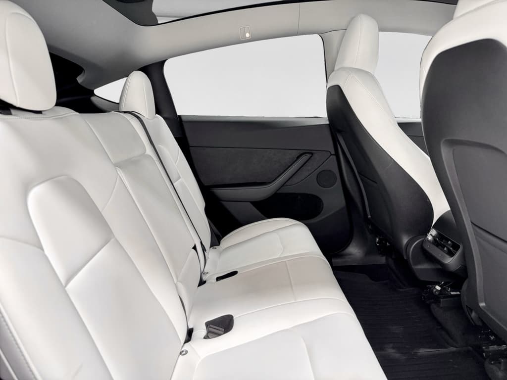 2023 Tesla Model Y view 20