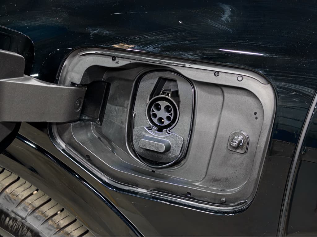 2025 Chevrolet Equinox EV view 5