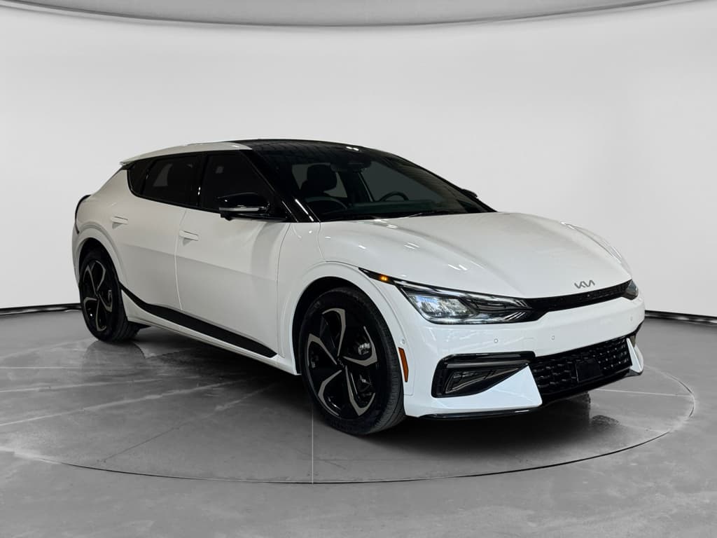 2024 Kia EV6 view 4