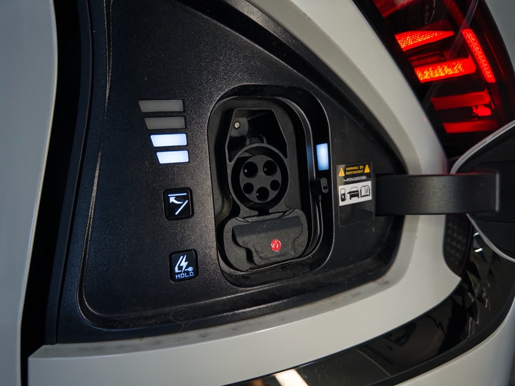 2024 Kia EV6 view 5