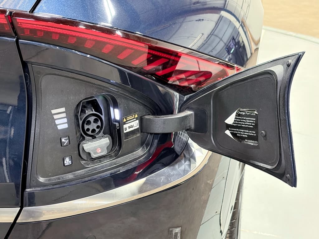 2024 Kia EV6 view 5