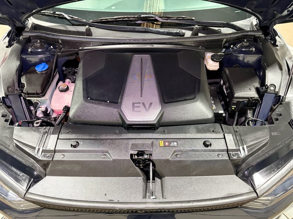 2024 Kia EV6 view 26