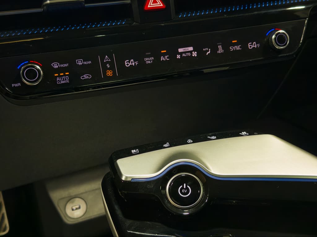 2024 Kia EV6 view 15