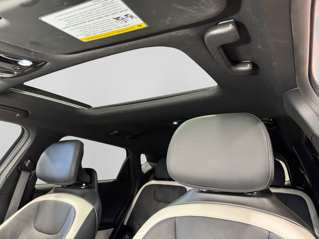 2024 Kia EV6 view 24