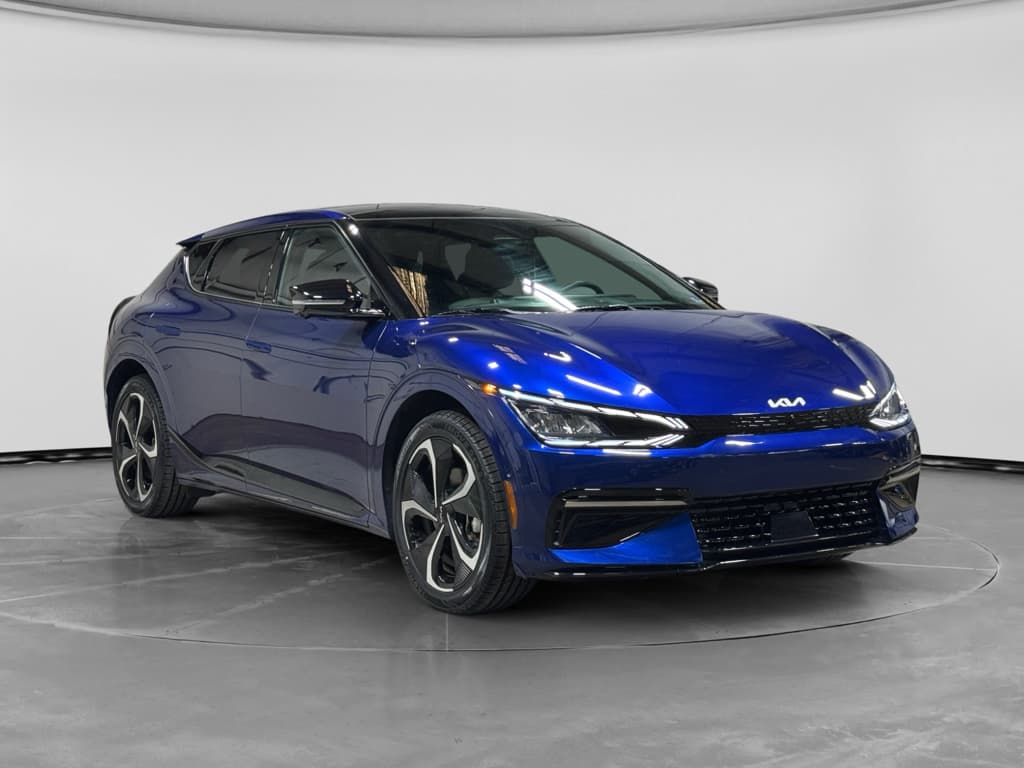 2024 Kia EV6 view 4
