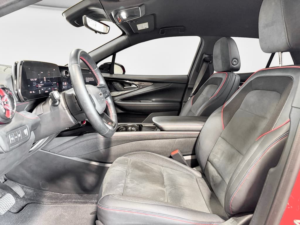 2024 Chevrolet Blazer EV view 17