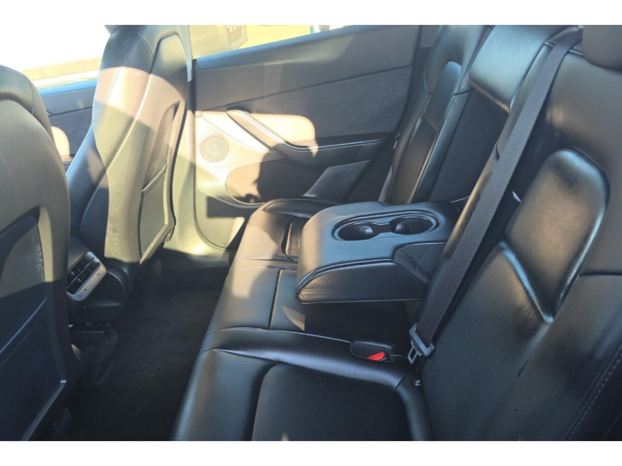 2024 Tesla Model Y view 6