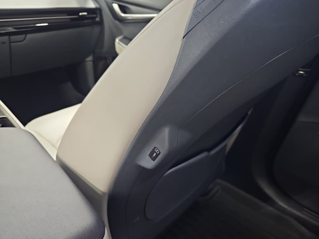2024 Kia EV6 view 26