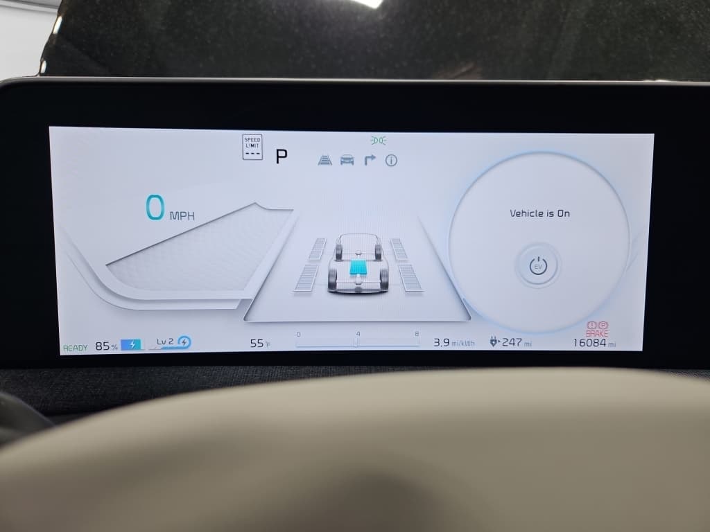 2024 Kia EV6 view 8