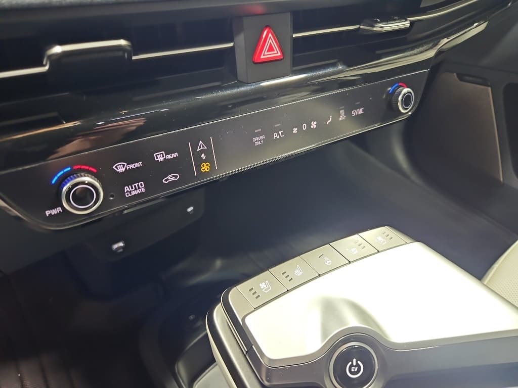 2024 Kia EV6 view 20
