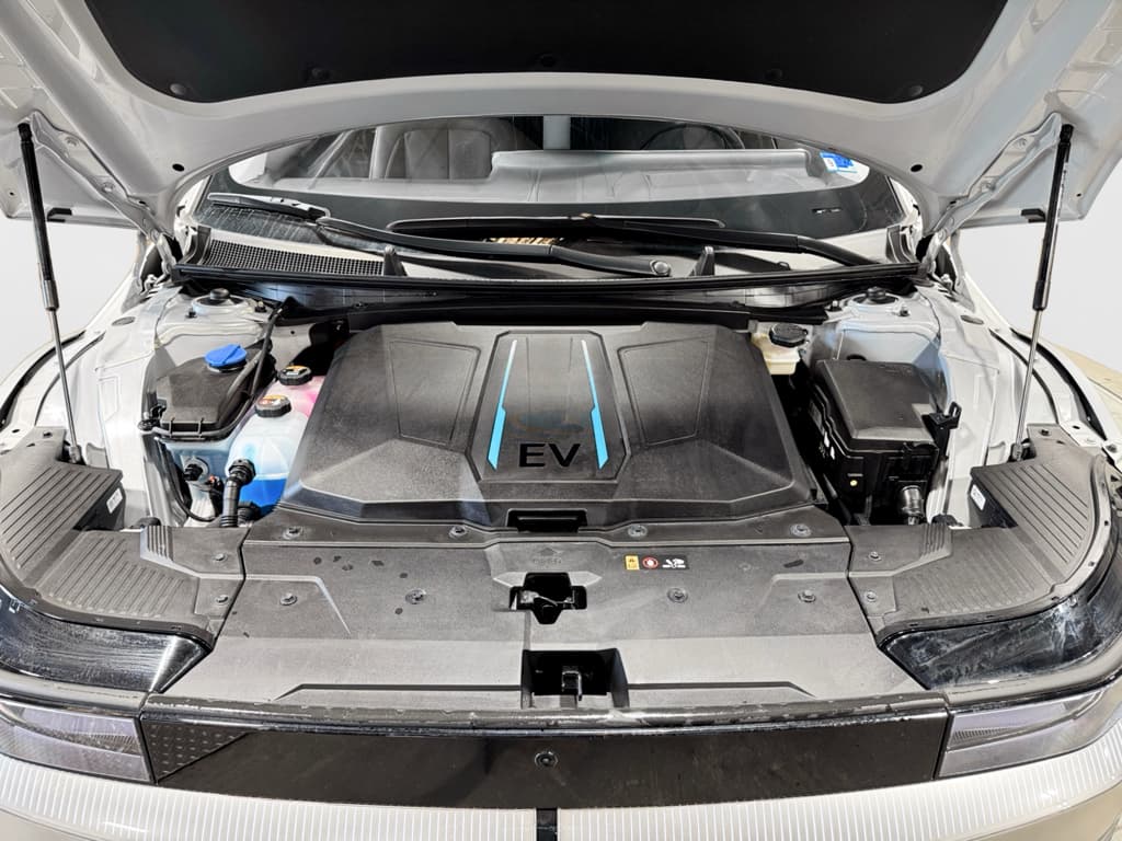 2023 Hyundai IONIQ 5 view 27