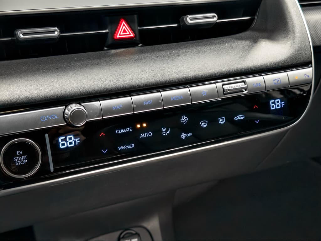 2023 Hyundai IONIQ 5 view 16