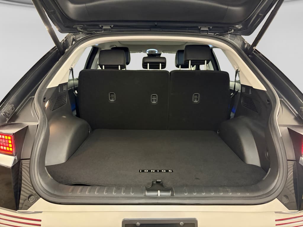 2023 Hyundai IONIQ 5 view 28