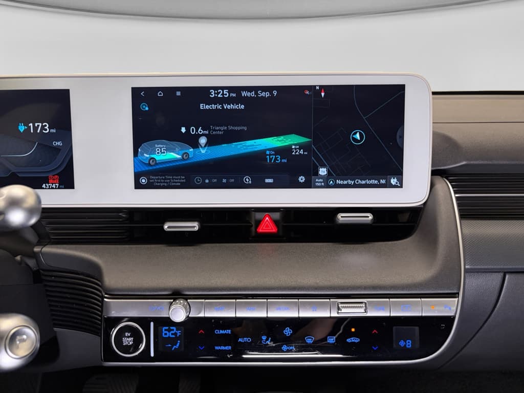 2023 Hyundai IONIQ 5 view 14