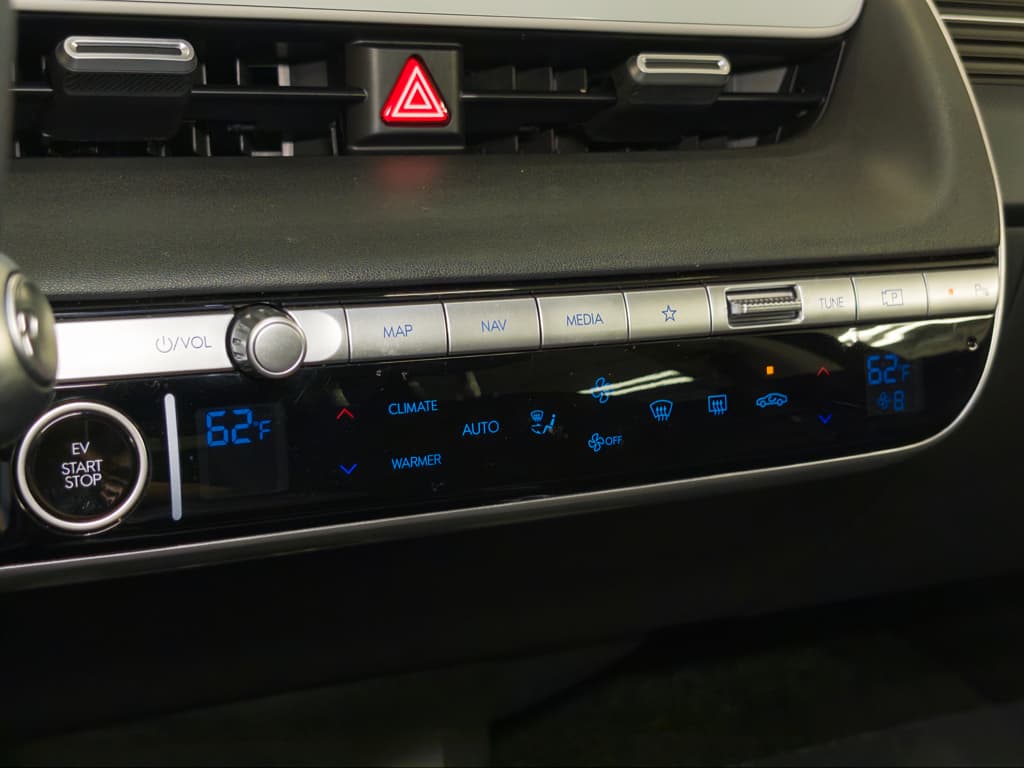 2023 Hyundai IONIQ 5 view 16