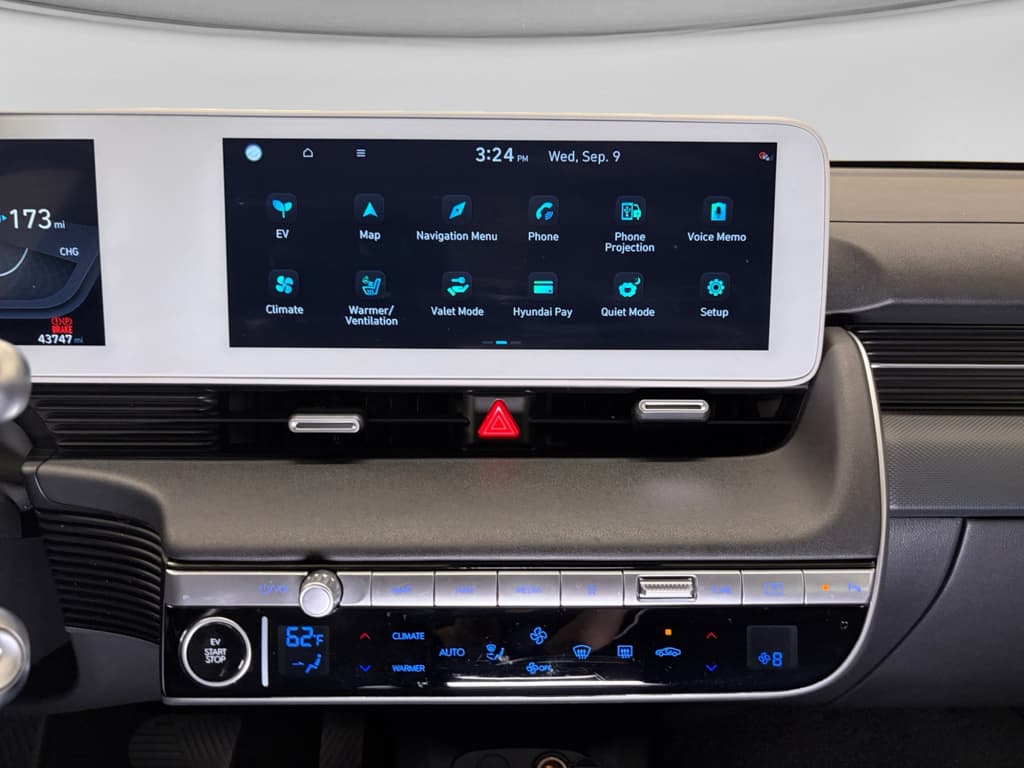 2023 Hyundai IONIQ 5 view 13