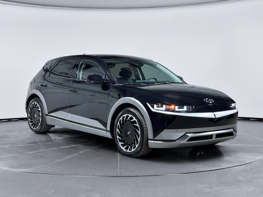 2023 Hyundai IONIQ 5 view 4