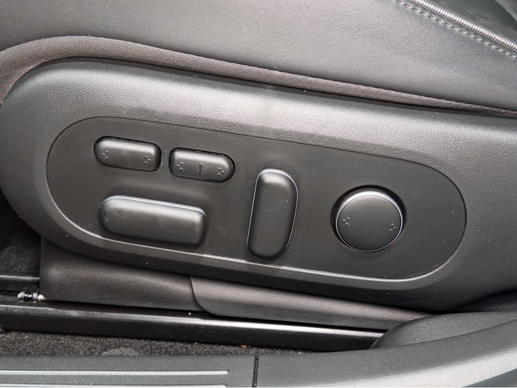 2023 Hyundai IONIQ 5 view 7