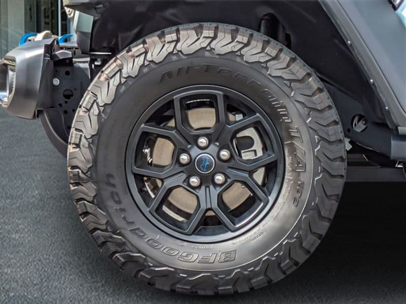 2024 Jeep Wrangler 4xe view 29