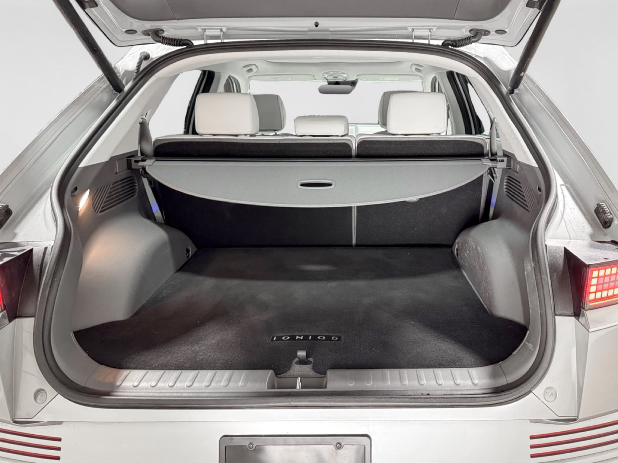 2023 Hyundai IONIQ 5 view 26